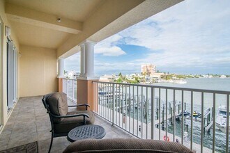 17717 Gulf Blvd in Redington Shores, FL - Building Photo - Building Photo