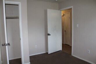 8622 Brock Park Blvd in Houston, TX - Building Photo - Building Photo