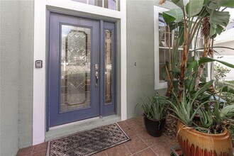 11102 Avery Oaks Dr in Tampa, FL - Building Photo - Building Photo