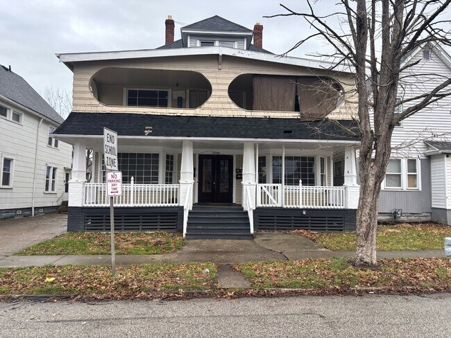 4008 Ardmore Ave in Cleveland, OH - Building Photo - Building Photo