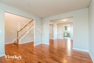 613 Pipkin Dr in Mcdonough, GA - Foto de edificio - Building Photo