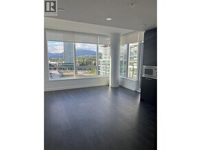 2425 Alpha Ave in Burnaby, BC - Building Photo - Building Photo