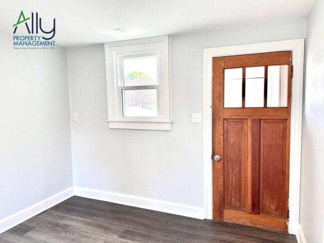 1108 W Beverley St in Staunton, VA - Building Photo - Building Photo