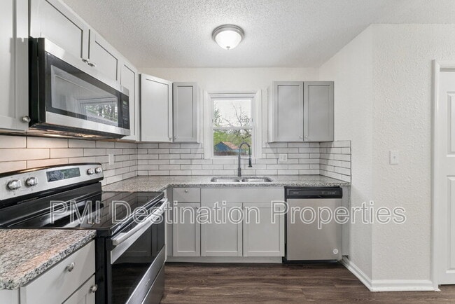 property at 5026 Locust Ave