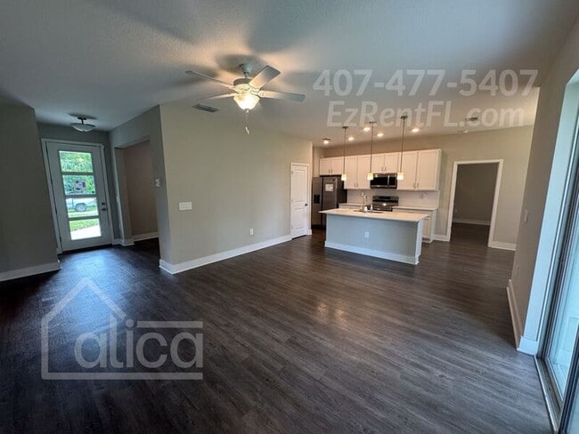 4336 Las Almanos Ave in North Port, FL - Building Photo - Building Photo