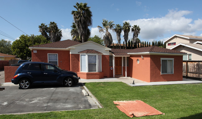 7656 Normal Ave in La Mesa, CA - Building Photo - Building Photo