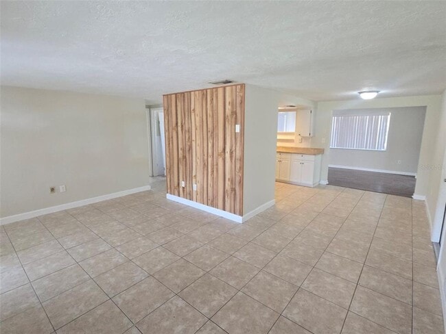 7408 Country Club Dr in Hudson, FL - Building Photo - Building Photo