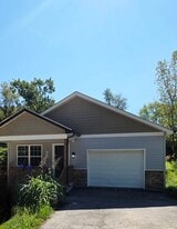 12 New Sugar Creek Rd in Fenton, MO - Building Photo