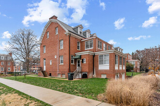 Aspen Square at the Parks in Washington, DC - Foto de edificio - Building Photo