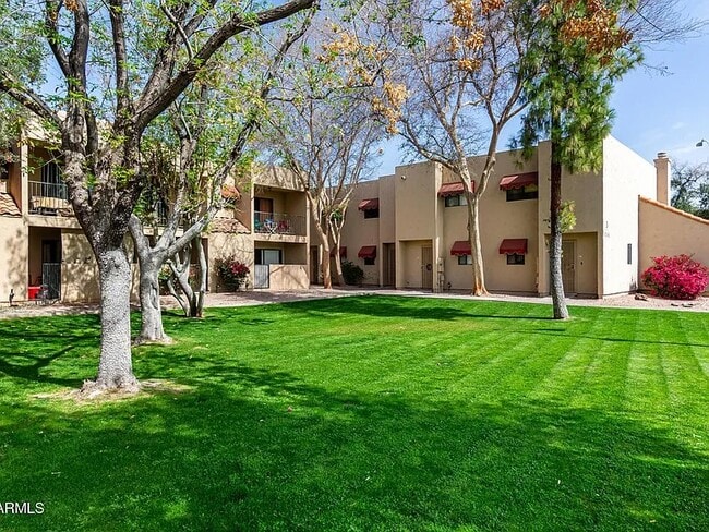 715 S Extension Rd in Mesa, AZ - Building Photo - Building Photo