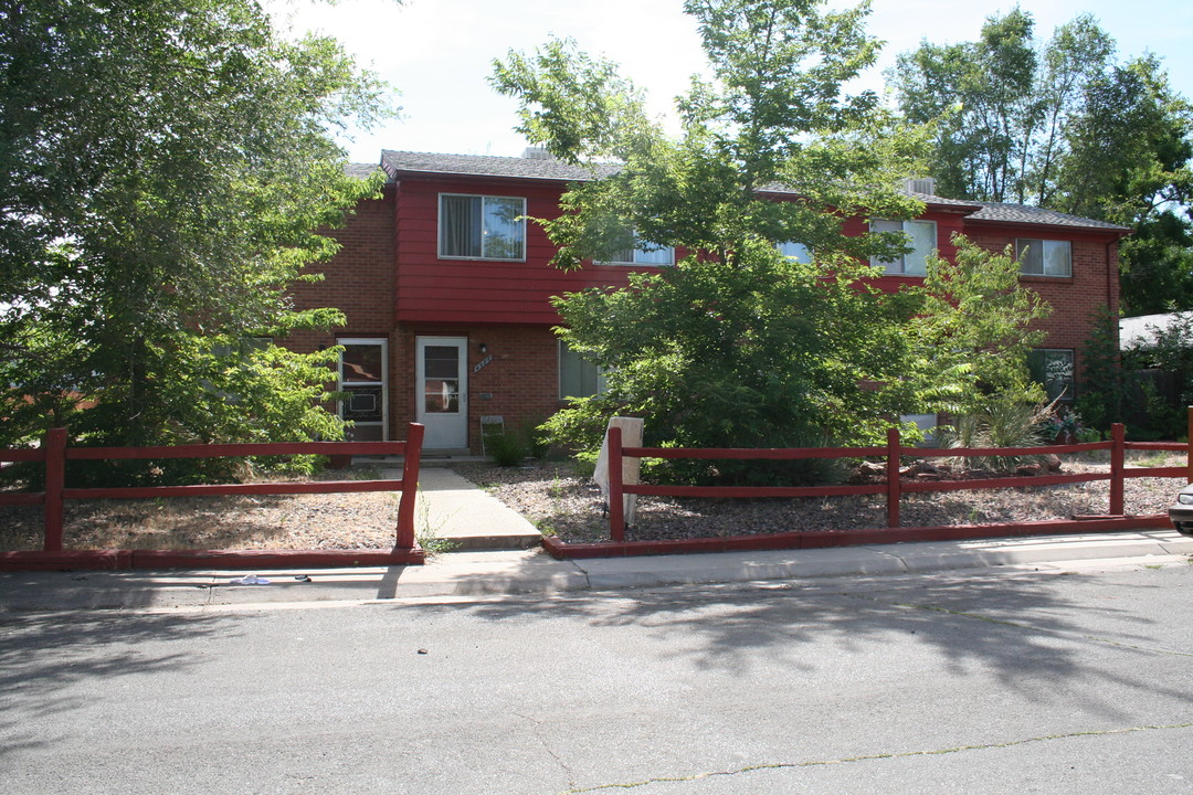 4571 Everett St in Wheat Ridge, CO - Building Photo