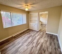 5629 89th Ave SE in Mercer Island, WA - Building Photo - Building Photo
