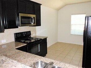 8928 Holliday Ln in Aubrey, TX - Building Photo - Building Photo