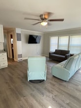 1 Lakeview Dr in Gladwin, MI - Foto de edificio - Building Photo