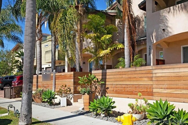 3921 Oregon St in San Diego, CA - Building Photo - Building Photo
