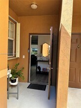 1569 Veracruz Ln in Weston, FL - Building Photo - Building Photo