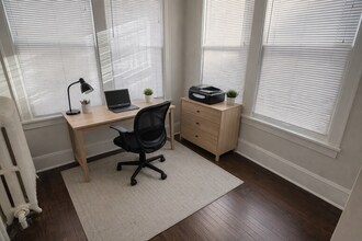 2529 Polk St NE, Unit 1 in Minneapolis, MN - Building Photo - Building Photo