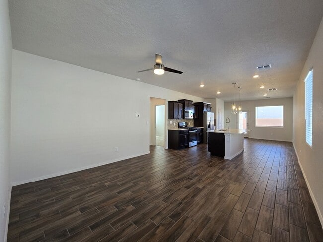 4207 Via De Ventura in Santa Fe, NM - Building Photo - Building Photo