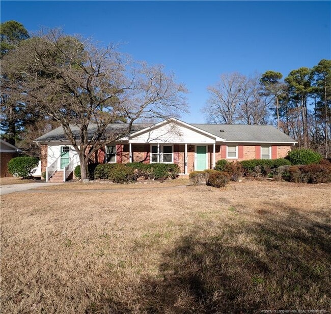 property at 1733 Daisy Ln