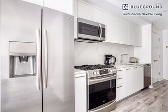 949 1st St SE in Washington, DC - Foto de edificio - Building Photo