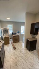 636 Main St, Unit 1 in Weymouth, MA - Building Photo - Building Photo