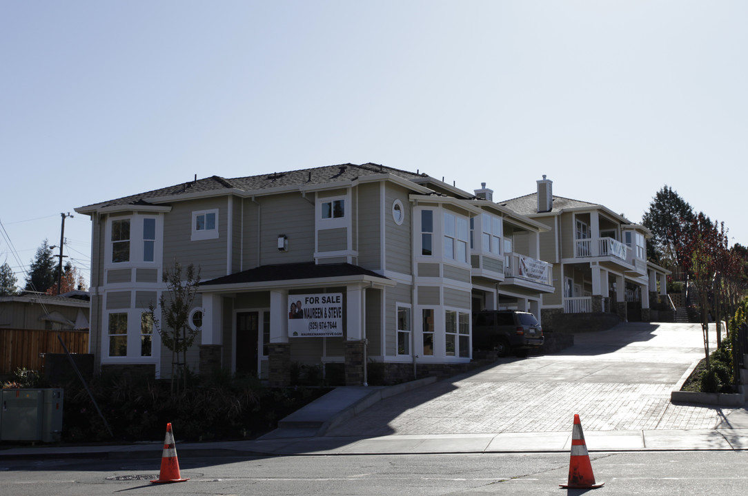 1175 Mt Diablo Blvd in Walnut Creek, CA - Foto de edificio