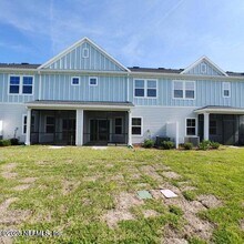 98 Boracay Cir in Saint Johns, FL - Building Photo - Building Photo