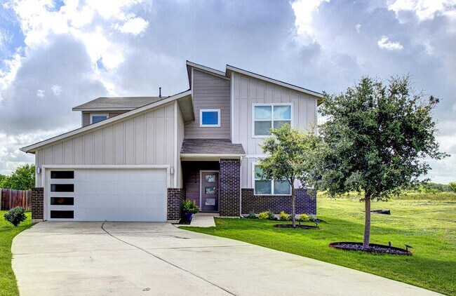 property at 3716 Clerk Cv