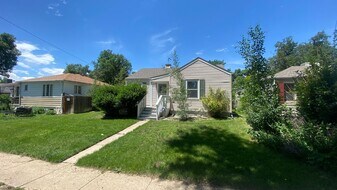 2241 Jay St in Edgewater, CO - Building Photo