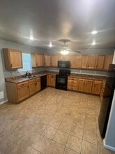 124 Booker Rd in Waynesville, MO - Building Photo - Building Photo
