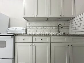 82 W 32nd St, Unit 7 in Jacksonville, FL - Building Photo - Building Photo