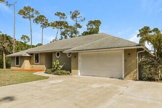 15731 85th Rd N in Westlake, FL - Building Photo - Building Photo