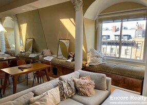 117 Beacon St, Unit 6A in Boston, MA - Building Photo