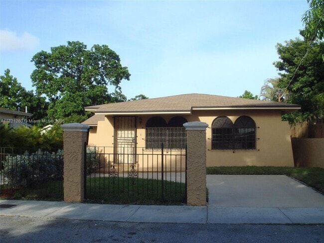 property at 1129 SW 11th Ave