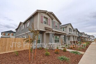 4272 Aura Way in Rancho Cordova, CA - Building Photo - Building Photo