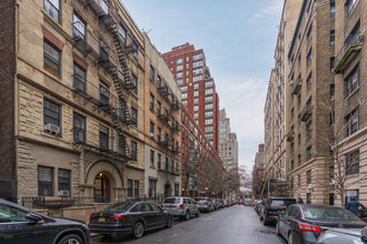 The Broadway in New York, NY - Building Photo - Building Photo