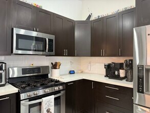 16058 SW 85th St in Miami, FL - Building Photo - Building Photo