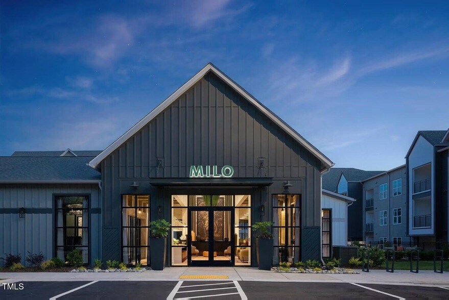 821 Hanbury Wy, Unit B1 in Raleigh, NC - Building Photo