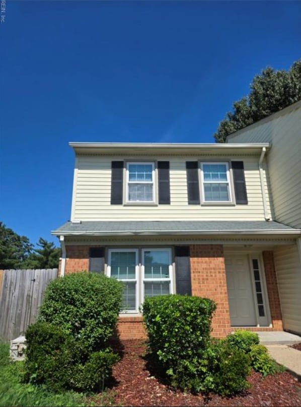 property at 916 Jay Are Ct