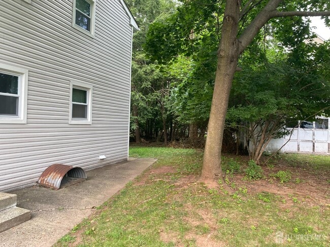 123 Highland Ave in Highland Park, NJ - Building Photo - Building Photo