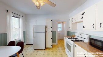 30 Roseclair St, Unit 2 in Boston, MA - Building Photo - Building Photo