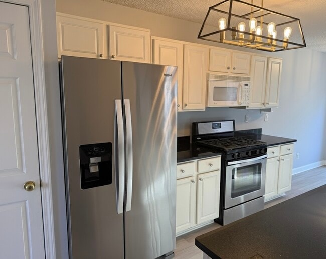 13 Regency Rd in Alpharetta, GA - Building Photo - Building Photo