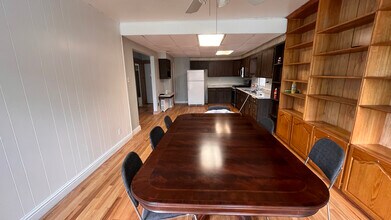 5859 Hobart St, Unit 2 in Pittsburgh, PA - Foto de edificio - Building Photo