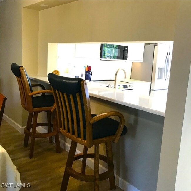 property at 3032 Sandpiper Bay Cir