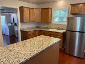 6341 SE 62nd Ave in Portland, OR - Building Photo - Building Photo