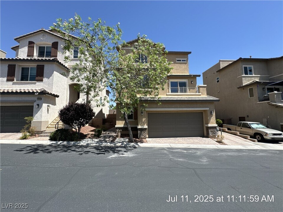 10838 Faulkner Run Ave in Las Vegas, NV - Building Photo