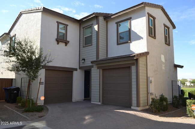 property at 4808 S Ferric