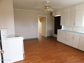 251 Jersey Ln in Fernley, NV - Building Photo - Building Photo