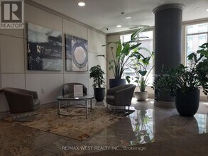 28 Olive Ave in Toronto, ON - Building Photo - Building Photo