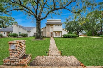 15126 Trailside Dr in Houston, TX - Building Photo - Building Photo